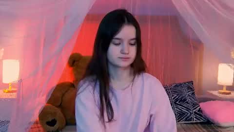 Snapshot of strawbunnybite chatting on July 26, 2:35 pm Bunny online show from July 26, 2:35 pm