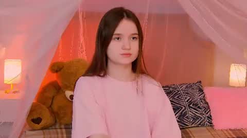 Snapshot of strawbunnybite chatting on July 29, 2:59 pm Bunny online show from July 29, 2:59 pm