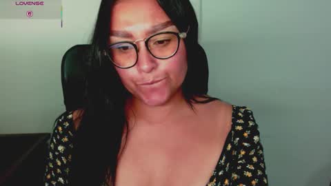 strawlux online show from February 13, 3:02 am