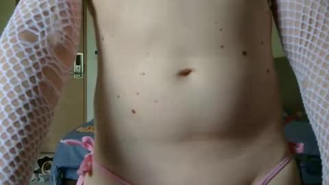 Justine Stray online show from May 27, 1:35 am