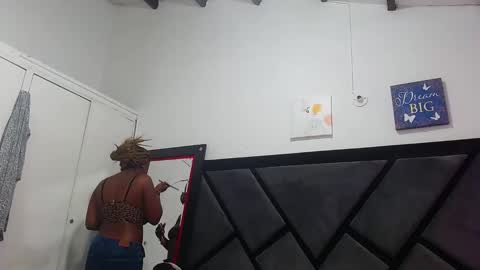 Snapshot of striigold chatting on March 29, 2:17 pm striigold online show from March 29, 2:17 pm