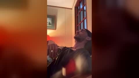 stringgreens777 online show from December 22, 8:50 pm