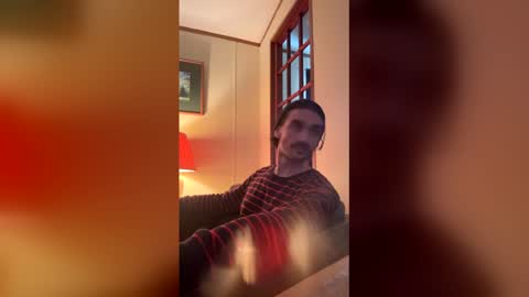 stringgreens777 online show from January 6, 8:12 pm