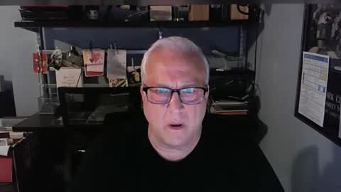 Snapshot of strkgforyou chatting on October 19, 5:46 pm Stroking For You online show from October 19, 5:46 pm