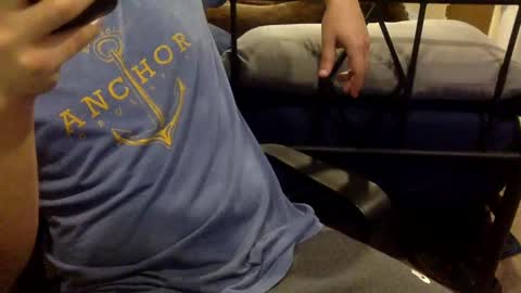 Snapshot of strokew_me chatting on January 5, 6:24 am Stroke online show from January 5, 6:24 am