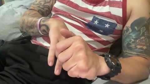 Snapshot of stroking33again chatting on July 31, 5:23 pm stroking33again online show from July 31, 5:23 pm
