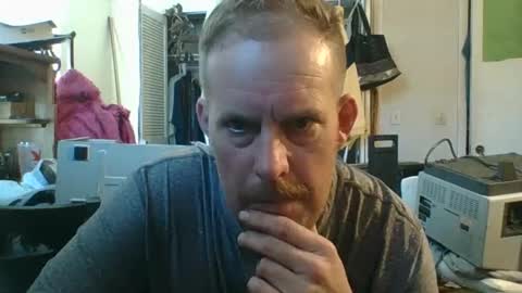 strokingjoe14585 online show from January 9, 7:04 pm