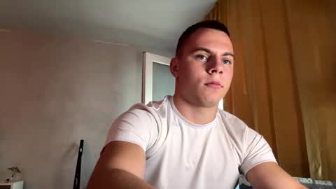 Snapshot of strong_baby chatting on September 26, 2:32 pm Strong Baby online show from September 26, 2:32 pm