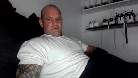 StrongAndHard online show from February 25, 5:15 pm