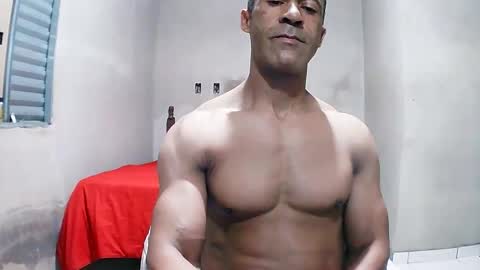 strongdaddyfantastic online show from May 27, 5:26 am