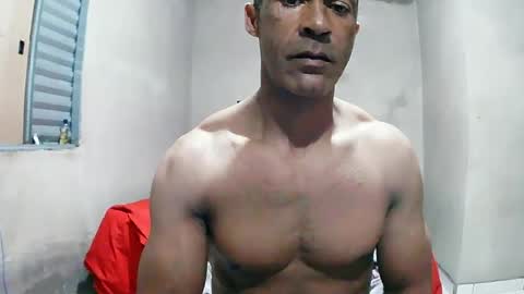 strongdaddyfantastic online show from June 15, 11:40 pm