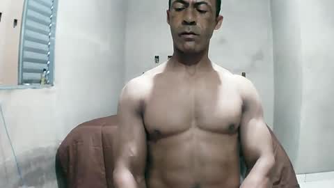 strongdaddyfantastic online show from June 29, 1:33 pm