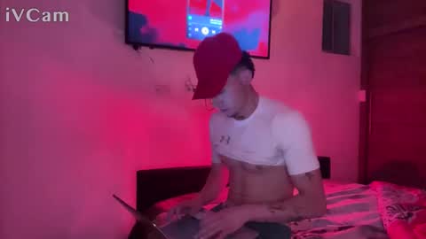 stronghardlatino online show from September 29, 2:06 am