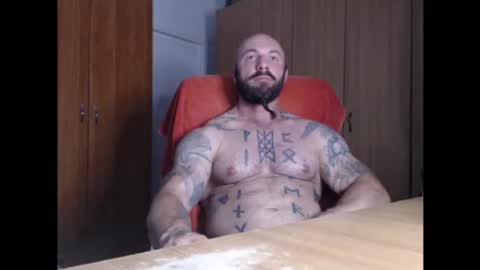 Snapshot of strongivan chatting on June 14, 5:37 pm StrongIvan online show from June 14, 5:37 pm