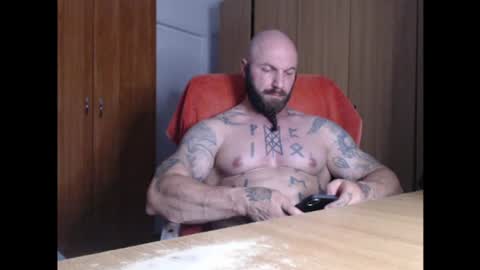 Snapshot of strongivan chatting on June 22, 6:16 pm StrongIvan online show from June 22, 6:16 pm