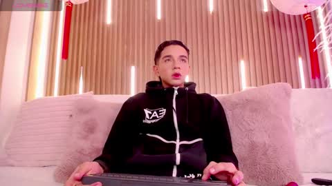 STUART online show from February 1, 8:18 pm