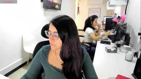 studcb_ online show from October 22, 3:45 pm