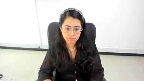 studcb_ online show from December 4, 12:25 pm