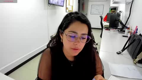studcb_ online show from May 4, 11:12 pm
