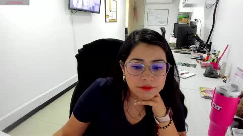 studcb_ online show from May 22, 9:42 pm