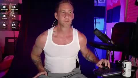 Snapshot of studforyouall chatting on July 7, 4:04 am Ryan Long online show from July 7, 4:04 am