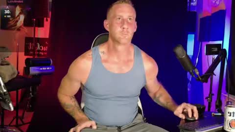 Snapshot of studforyouall chatting on July 26, 3:04 am Ryan Long online show from July 26, 3:04 am