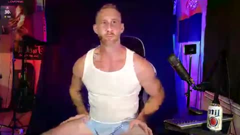 Snapshot of studforyouall chatting on July 31, 2:33 am Ryan Long online show from July 31, 2:33 am