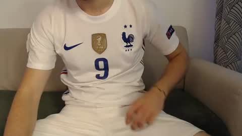 Stud From Paris online show from June 21, 11:57 am