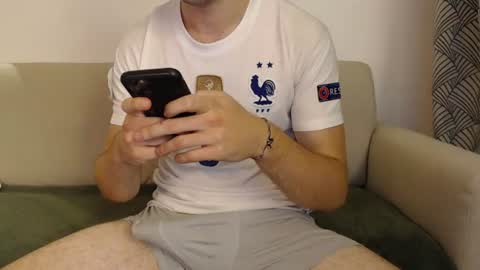 Stud From Paris online show from July 1, 7:57 pm