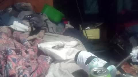 Snapshot of stuffamuffagus69 chatting on December 10, 6:33 am stuffamuffagus69 online show from December 10, 6:33 am