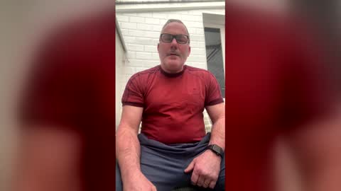 Snapshot of stumpyj2266 chatting on February 23, 8:33 am stumpyj2266 online show from February 23, 8:33 am