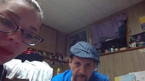 stupid330 online show from August 7, 8:27 am