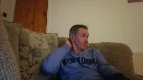 stuuuey73 online show from November 26, 10:33 pm