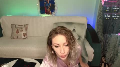 Su4e4ka555 online show from January 6, 1:52 pm