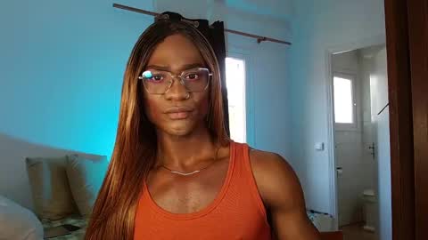 Snapshot of suannyklatten_ chatting on February 11, 11:21 am Suanny Klatten It is my account independent online show from February 11, 11:21 am