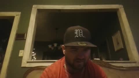 Snapshot of sub_michael41 chatting on December 5, 6:11 am sub_michael41 online show from December 5, 6:11 am