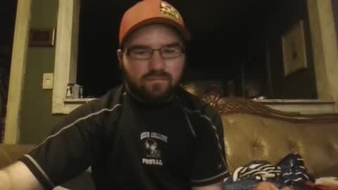 Snapshot of sub_michael41 chatting on March 5, 5:03 am sub_michael41 online show from March 5, 5:03 am