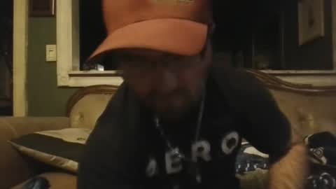 Snapshot of sub_michael41 chatting on April 28, 2:27 am sub_michael41 online show from April 28, 2:27 am