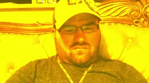Snapshot of sub_michael41 chatting on June 16, 3:31 am sub_michael41 online show from June 16, 3:31 am