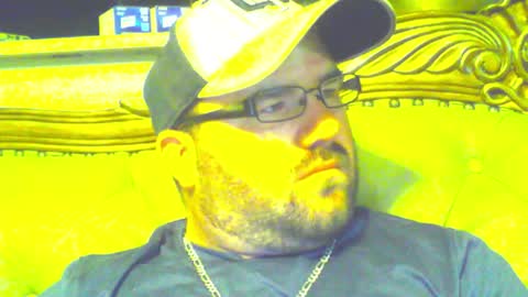 Snapshot of sub_michael41 chatting on June 17, 2:36 am sub_michael41 online show from June 17, 2:36 am