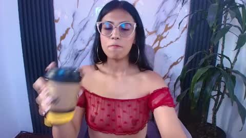 sub_scarlett_ online show from March 26, 1:28 pm