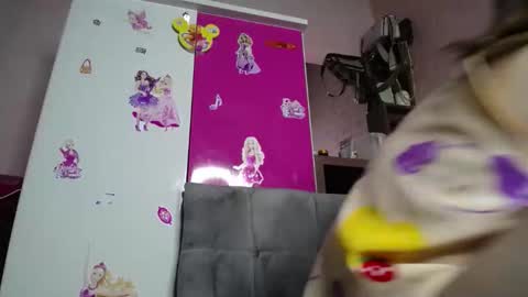 Snapshot of subeozz chatting on May 25, 1:22 am subeozz online show from May 25, 1:22 am