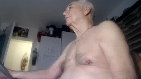 Snapshot of subibuns chatting on February 22, 12:23 am Marcel online show from February 22, 12:23 am