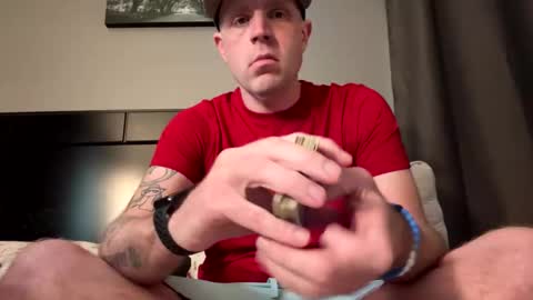 Snapshot of submissivebrett381 chatting on April 25, 5:21 pm submissivebrett381 online show from April 25, 5:21 pm