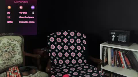 Polly online show from May 27, 4:37 pm