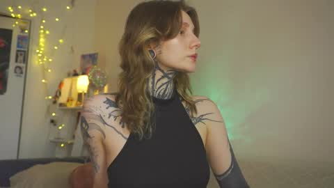 succubus_66 online show from April 5, 10:45 am