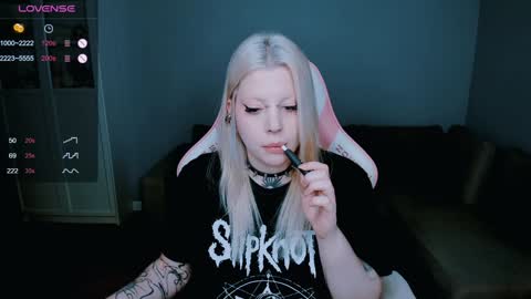 succubus_leslie online show from December 5, 1:17 pm