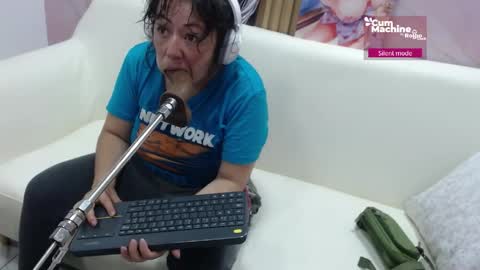 Sucky  online show from June 5, 12:11 pm