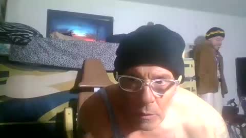 SUCKITU812 online show from October 10, 9:36 pm