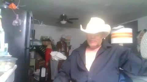 SUCKITU812 online show from February 2, 8:24 am